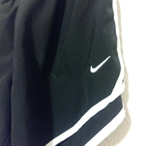 Nike Dri-Fit Black Running Shorts - Picture 7 of 8